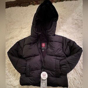 NWT XS 4-5 Black Swiss Tech's puffer jacket. Attached hood with faux fur inside